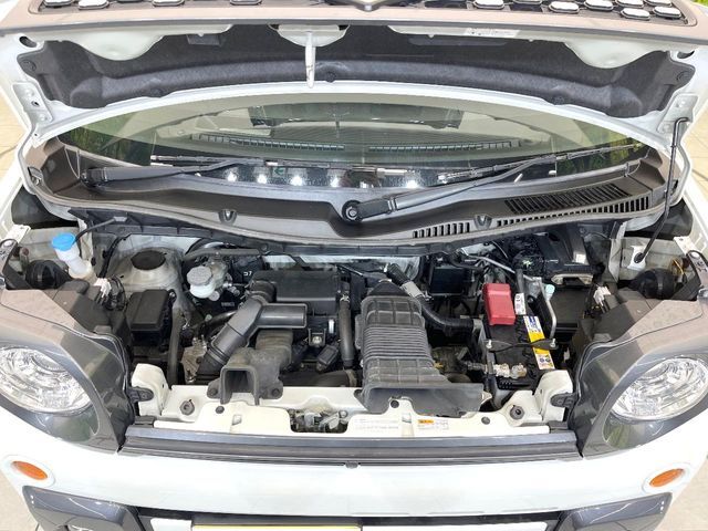 SUZUKI Spacia GEAR 2018