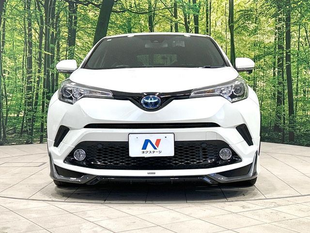 TOYOTA C-HR 2017