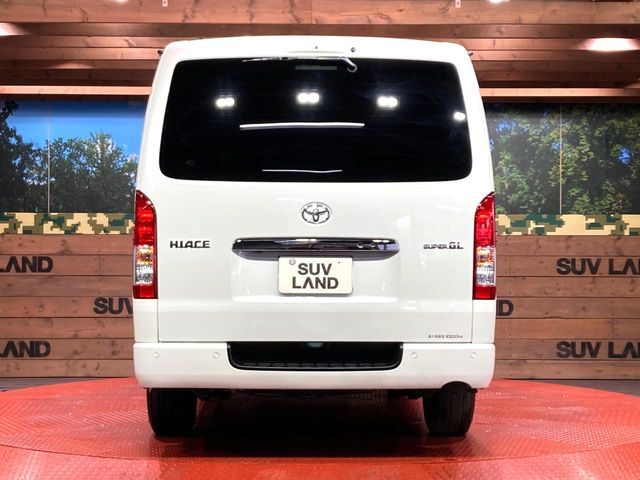 TOYOTA HIACE van 2WD 2020