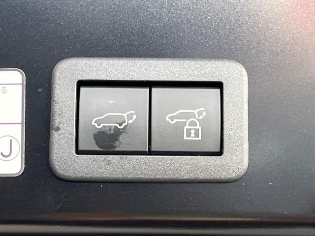 TOYOTA COROLLA CROSS HYBRID 2023