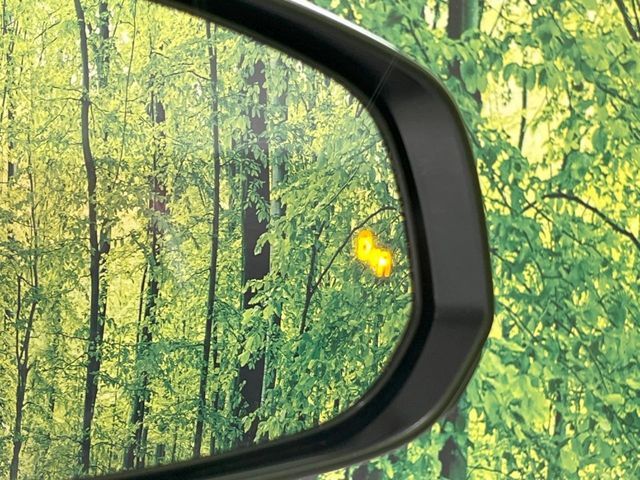 TOYOTA COROLLA CROSS HYBRID 2024