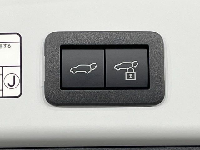 TOYOTA COROLLA CROSS HYBRID 2024