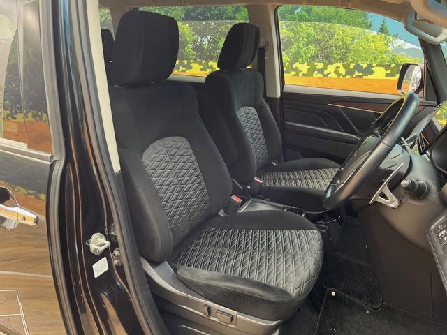 MITSUBISHI DELICA D:5 4WD 2020