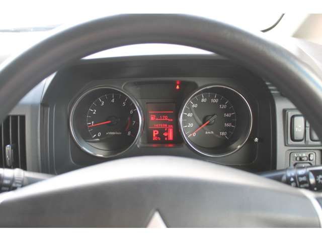 MITSUBISHI DELICA D:5 4WD 2015