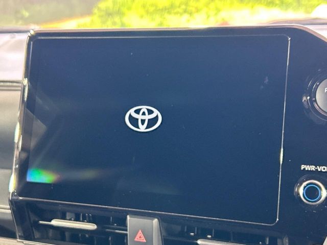 TOYOTA NOAH HYBRID 2024