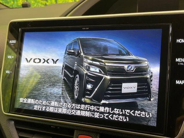 TOYOTA VOXY 2020
