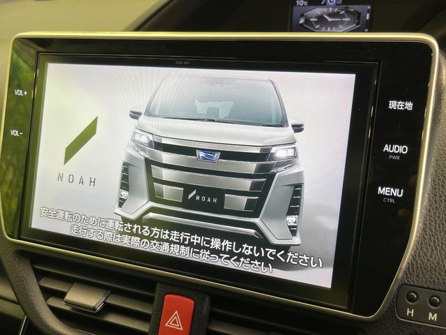 TOYOTA NOAH 2018