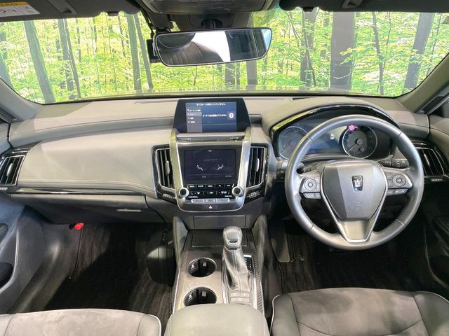 TOYOTA CROWN sedan hybrid 2020