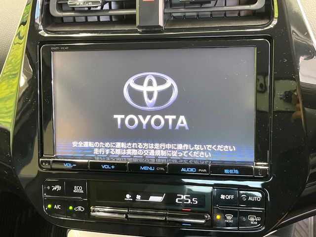 TOYOTA PRIUS 2018