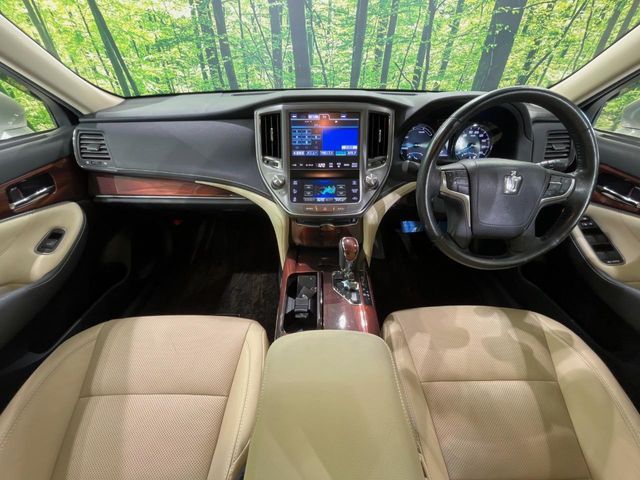TOYOTA CROWN sedan hybrid 2013