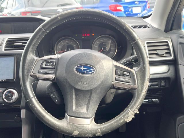 SUBARU FORESTER 2015