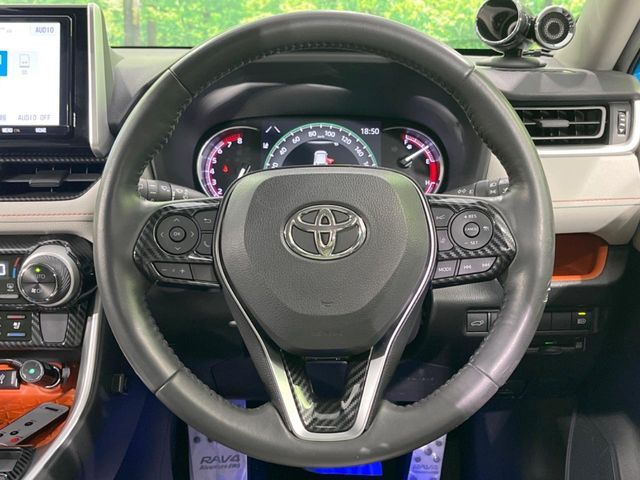 TOYOTA RAV4 4WD 2019