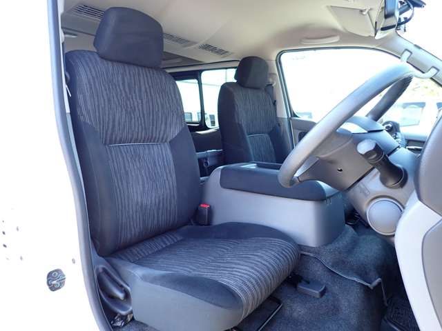 NISSAN NV350 CARAVAN 2019