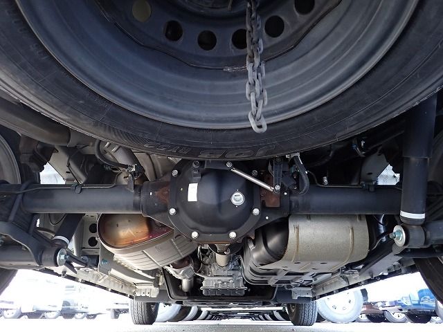 NISSAN NV350 CARAVAN 2019