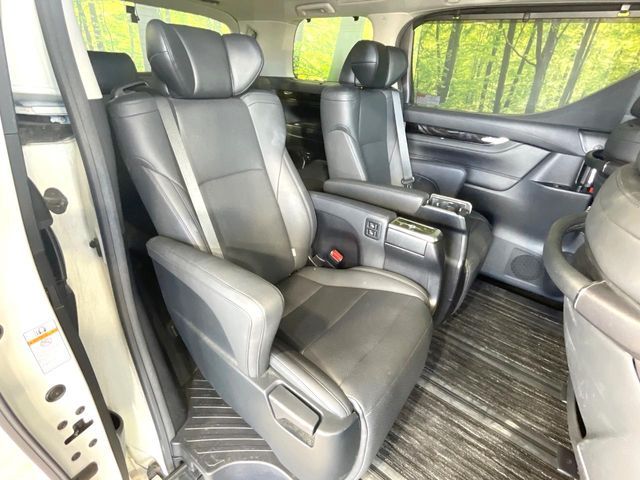 TOYOTA VELLFIRE 2020