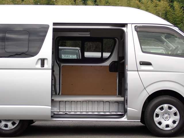 TOYOTA HIACE van 1.25t 2WD 2018