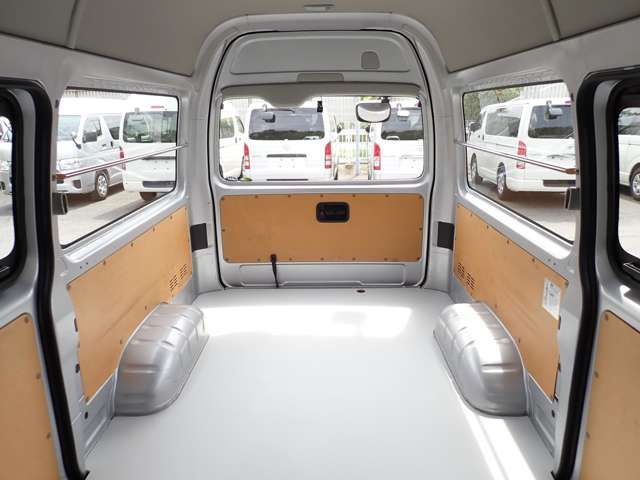 TOYOTA HIACE van 1.25t 2WD 2018