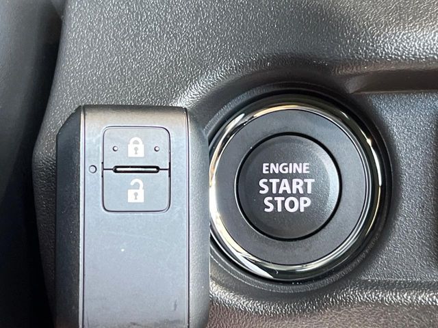 SUZUKI JIMNY NOMADE 2025