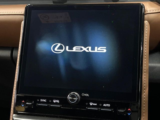 TOYOTA LEXUS LBX 2024