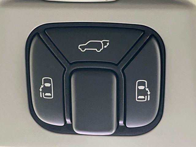 TOYOTA VELLFIRE 2014