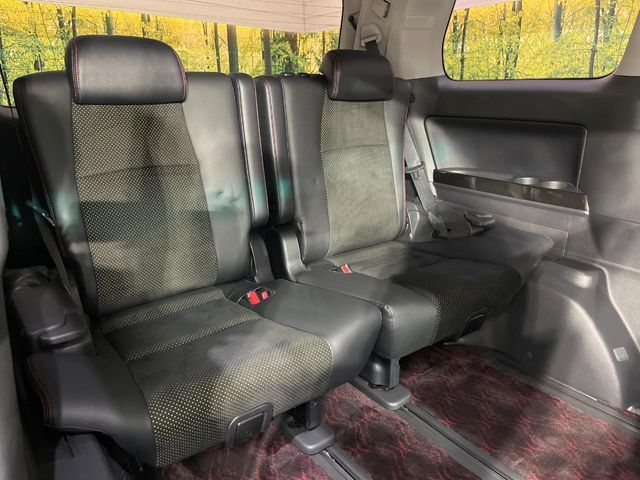 TOYOTA VELLFIRE 2014