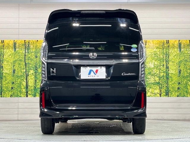 HONDA N BOX CUSTOM 2019