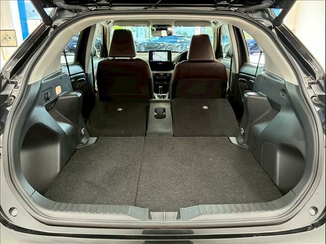 TOYOTA YARIS CROSS HYBRID 2021