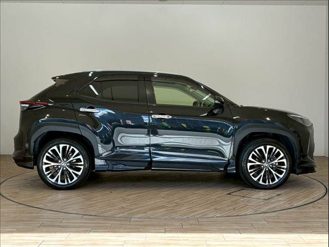 TOYOTA YARIS CROSS HYBRID 2021