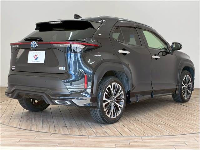 TOYOTA YARIS CROSS HYBRID 2021