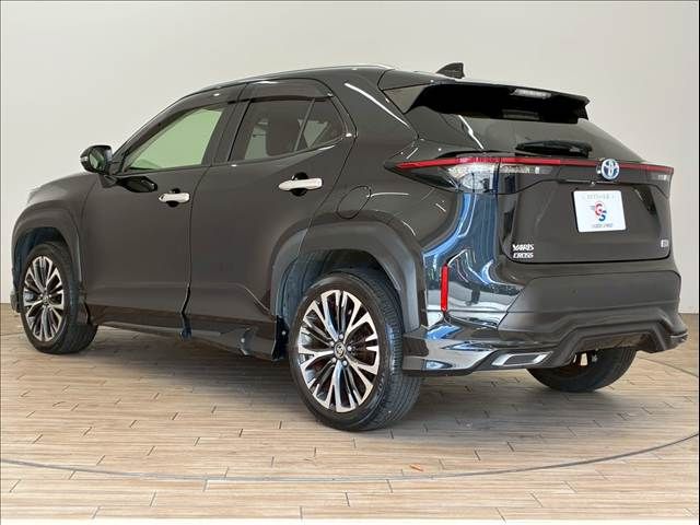 TOYOTA YARIS CROSS HYBRID 2021