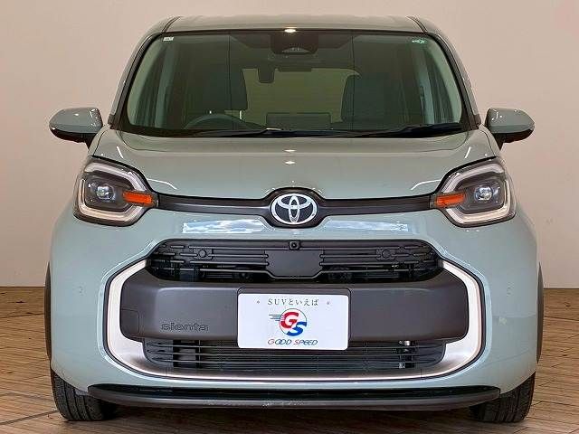TOYOTA SIENTA 2023