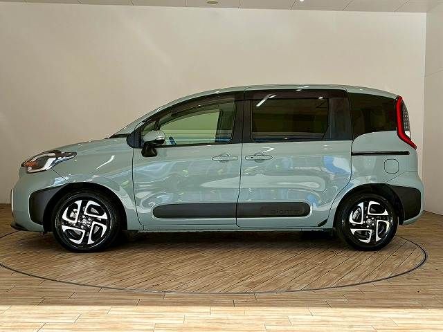 TOYOTA SIENTA 2023