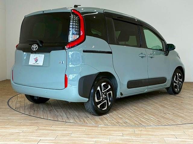 TOYOTA SIENTA 2023