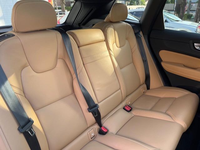 VOLVO VOLVO XC60 2021