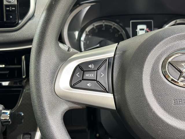 DAIHATSU MOVE CUSTOM 4WD 2018