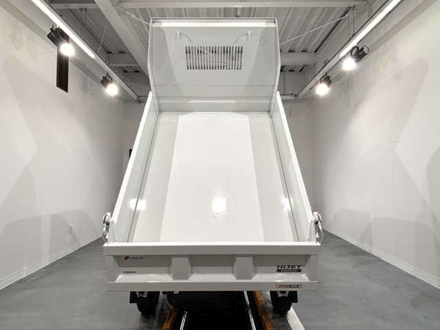 DAIHATSU HIJET dump 4WD 2013