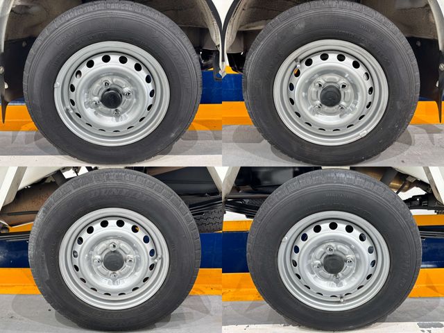 DAIHATSU HIJET dump 4WD 2013