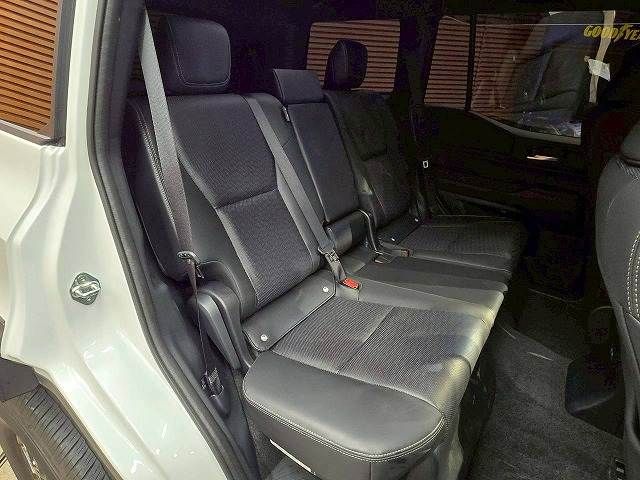 TOYOTA LANDCRUISER 250 2024