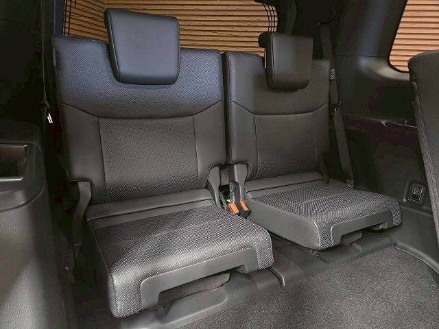 TOYOTA LANDCRUISER 250 2024