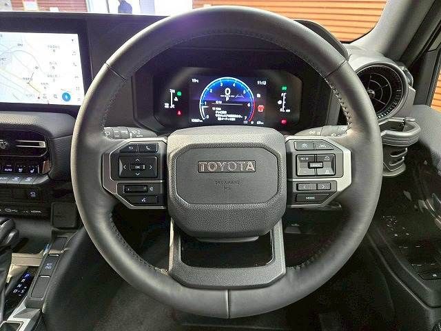 TOYOTA LANDCRUISER 250 2024