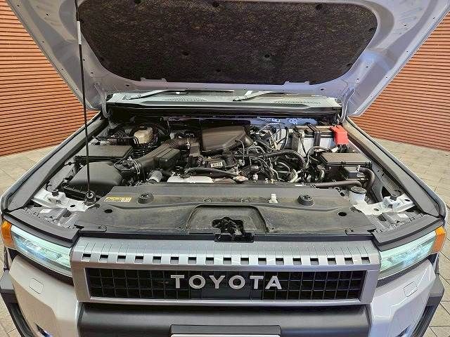 TOYOTA LANDCRUISER 250 2024