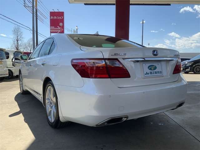 TOYOTA LEXUS LS600h 2010