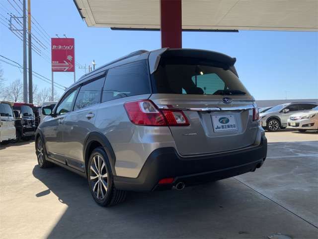 SUBARU EXIGA CROSSOVER 7 2015