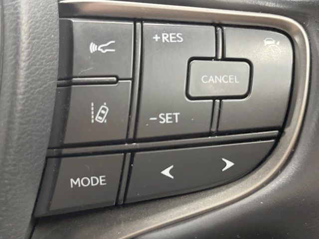 TOYOTA LEXUS UX250h AWD 2018