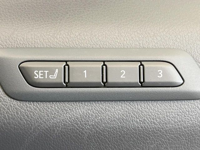 TOYOTA LEXUS UX250h AWD 2018