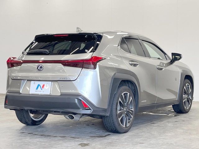 TOYOTA LEXUS UX250h AWD 2018