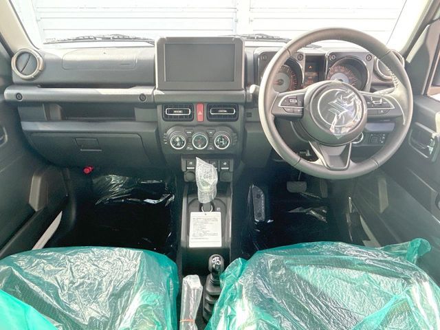 SUZUKI JIMNY NOMADE 2025