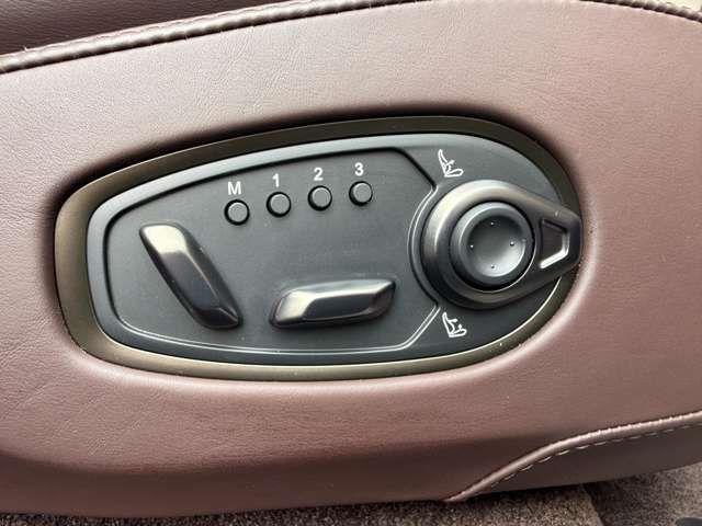 ASTON MARTIN ASTON MARTIN SUV 2022