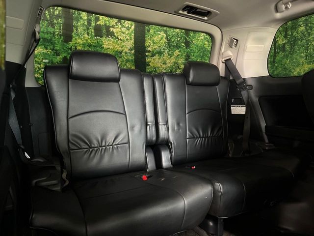 TOYOTA VELLFIRE 2012