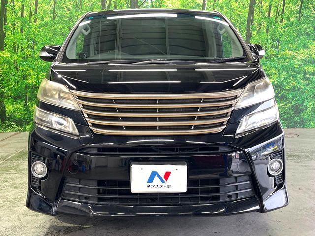 TOYOTA VELLFIRE 2012